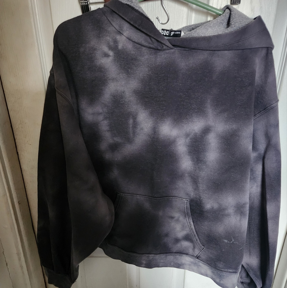 XL crop top sweatshirt
